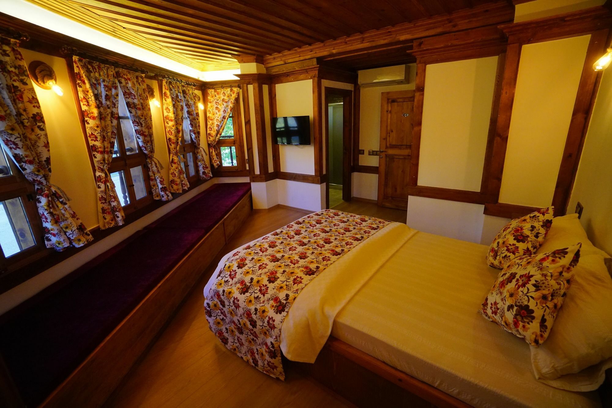 Yeni Konak Hotel Safranbolu Buitenkant foto